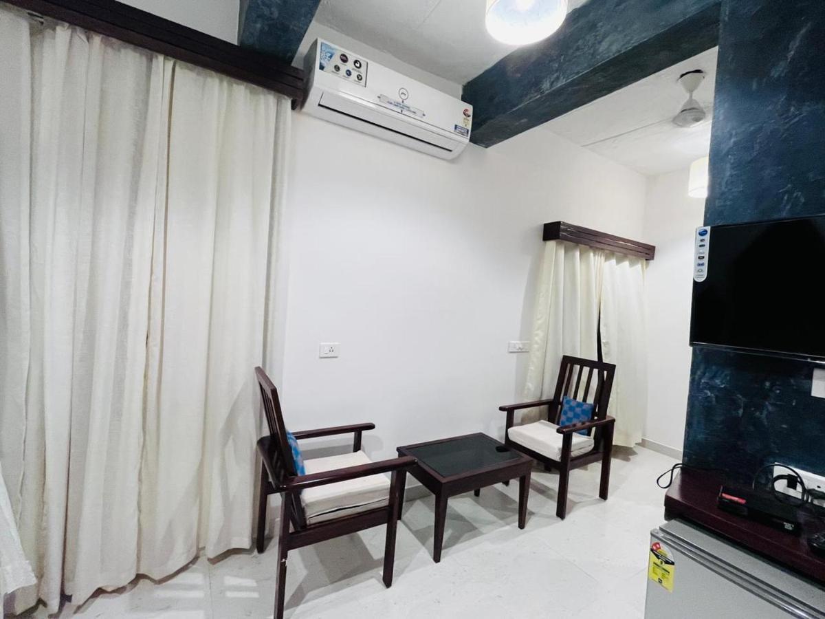 Naga Cottages Morjim Extérieur photo