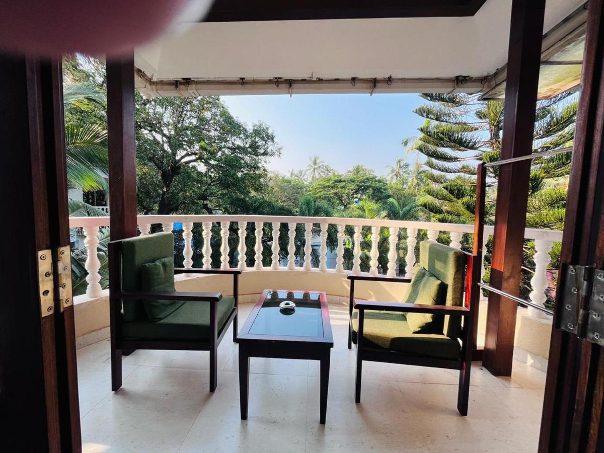 Naga Cottages Morjim Extérieur photo