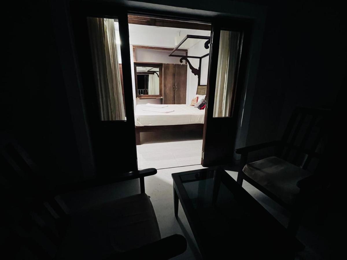 Naga Cottages Morjim Extérieur photo
