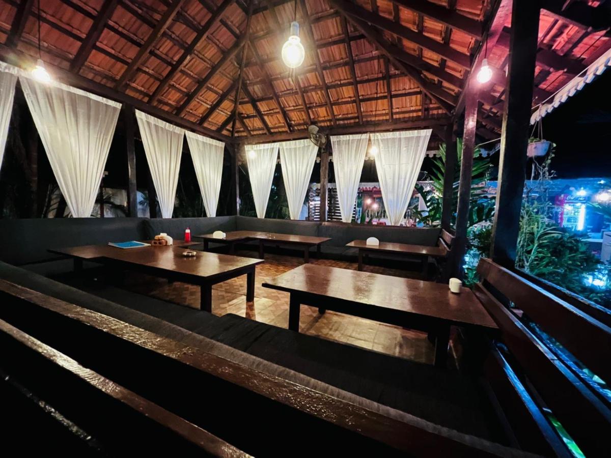 Naga Cottages Morjim Extérieur photo